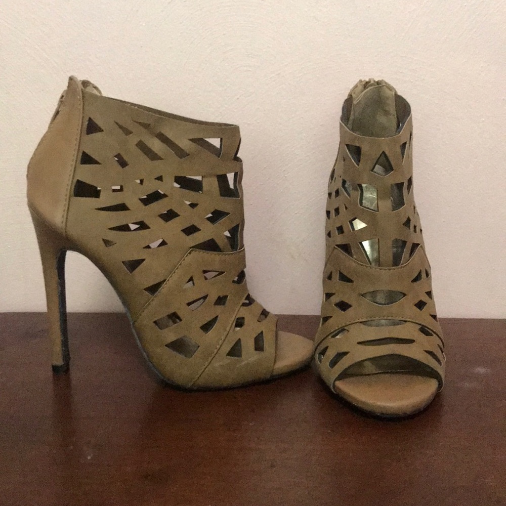 Pitaya Heels